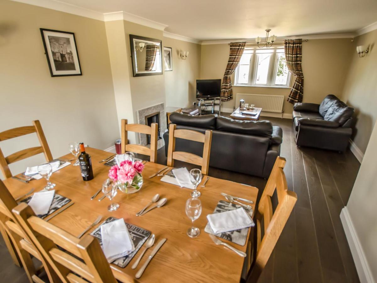 Plawsworth Hall Serviced Cottages And Apartments Дарем Екстер'єр фото