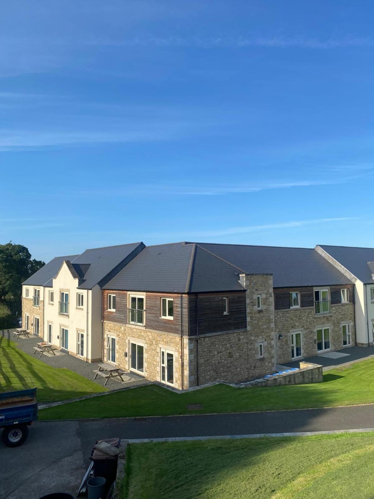 Plawsworth Hall Serviced Cottages And Apartments Дарем Екстер'єр фото