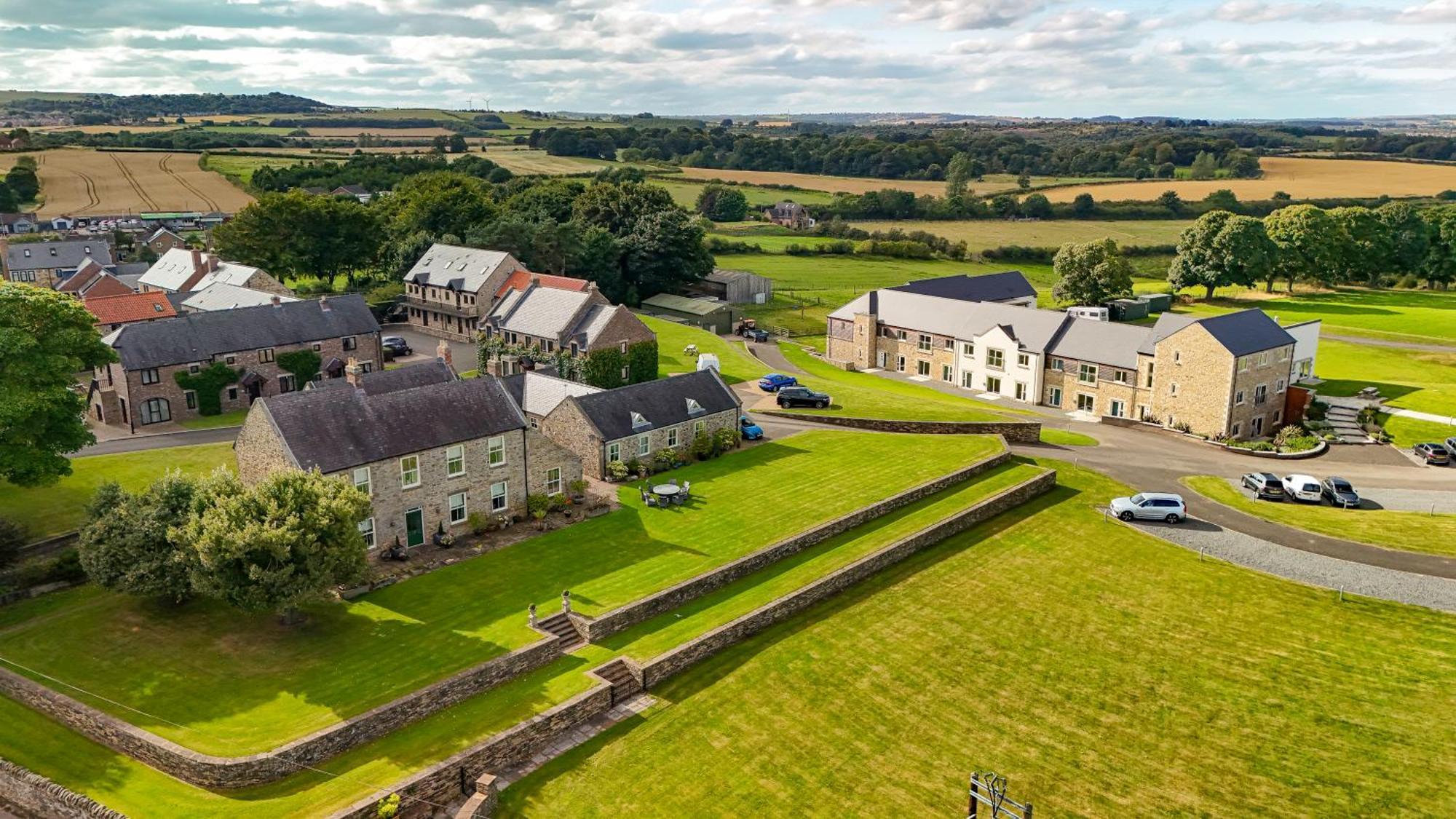 Plawsworth Hall Serviced Cottages And Apartments Дарем Екстер'єр фото