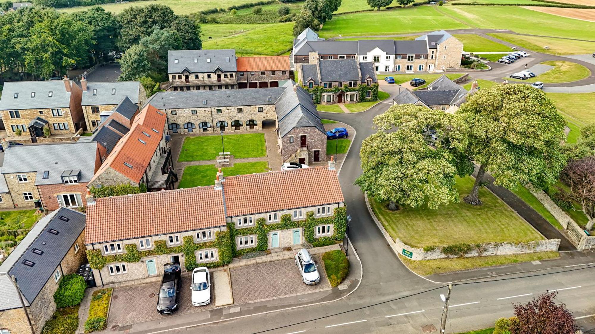 Plawsworth Hall Serviced Cottages And Apartments Дарем Екстер'єр фото
