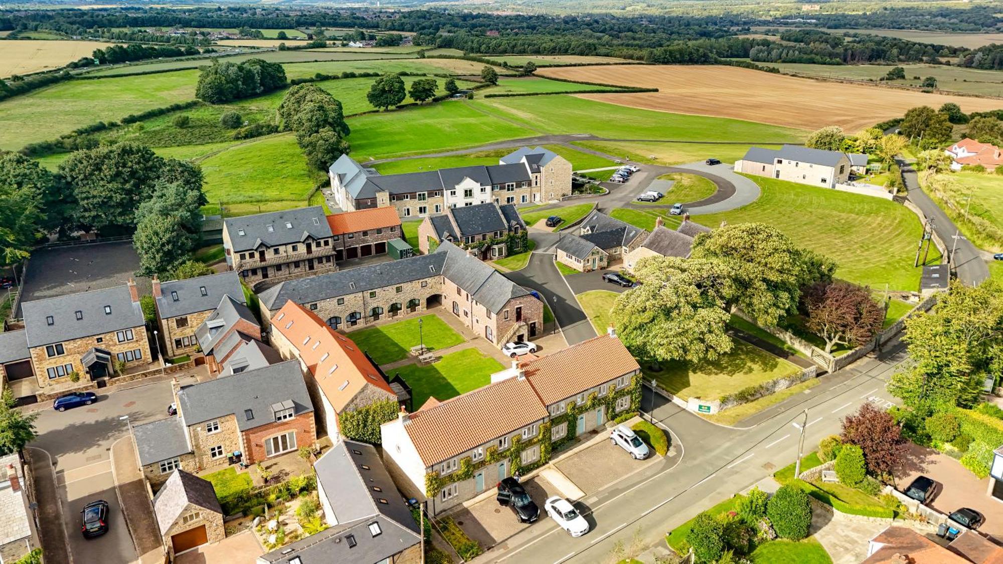 Plawsworth Hall Serviced Cottages And Apartments Дарем Екстер'єр фото
